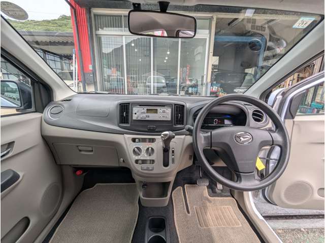 弊社ではJAAA（日本自動車鑑定協会）による中古車鑑定を導入しています！鑑定書をご用意しております。お気軽にお問い合わせください！
