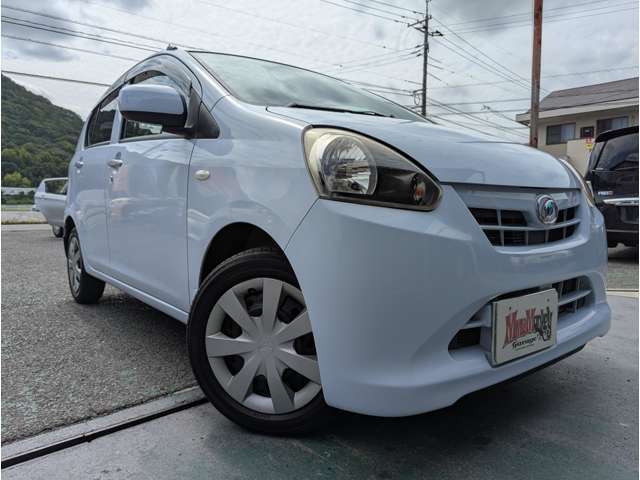 納車前にポリッシャーでの磨きを行っております！大変ご好評を頂いております♪驚くほどピッカピカになりますよ！