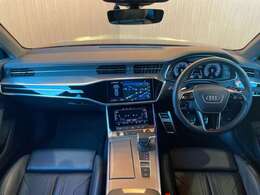 LIBERALAでは多種多様の車種をご用意させていただいております。お客様がご納得いくまで、そのお車の持つ特性を五感すべてで感じ取っていただける場をご提供します。