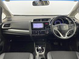 【インパネ全体】全方位で視界が広く、高い目線で運転もしやすいです！