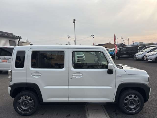 ☆当店は自動車損害保険の代理店です。もしものために自動車保険も当店におまかせ！☆任意保険の見直しも大歓迎です♪