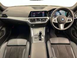 ご来場が難しいお客様でもご安心下さい、店頭在庫でしたらテレビ電話などを使いお車の詳細をご説明させて頂く事も可能でございます。当店スタッフが真心込めてご対応させて頂きます。