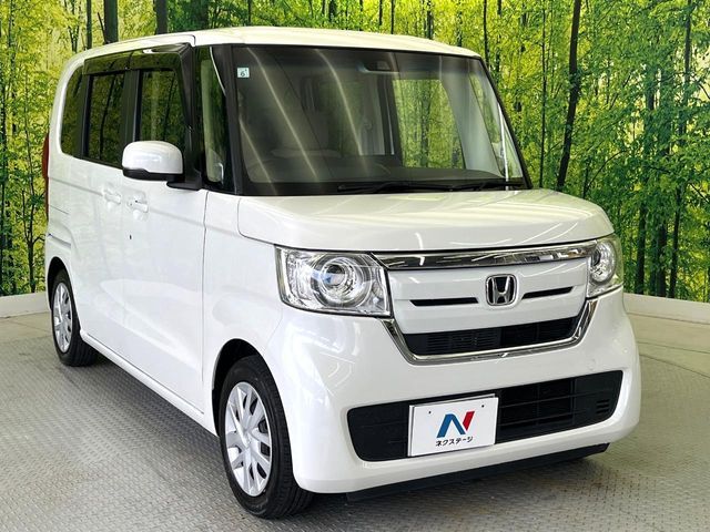大好評のボディコーティング「弾スプラッシュコート」もご納車までに施工可能。通常のガラスコートと異なる、耐久年数6年の無機質ガラスコーティングが、ボディをキレイな状態に保ってくれます。