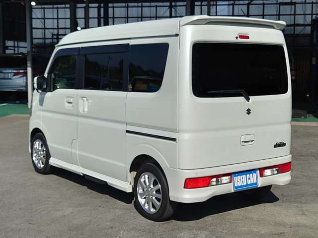 ★左斜め後ろ★任意保険、クレジット、JAFなど車のことなら当店にお任せ下さい！！あいおい損保代理店です。お客様とお車の安全をお守りいたします。無料お見積り致しますのでお気軽にご相談下さい！