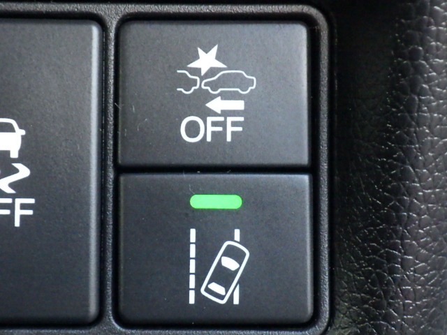 ★ホンダSENSING搭載車★ ミリ波レーダー＋単眼カメラでドライバーを見守る安全システム！多彩な先進機能が、さまざまなシーンで安心・快適なドライブをサポートします