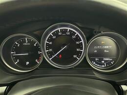 【スピードメーター】メーターがシンプルで見やすく運転しやすいですね！