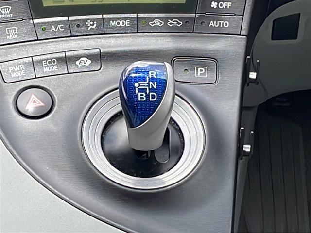 店舗にて現車の確認もいただけますので、お電話で在庫のご確認の上是非ご来店くださいませ！！！