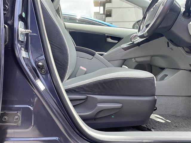 店舗にて現車の確認もいただけますので、お電話で在庫のご確認の上是非ご来店くださいませ！！！