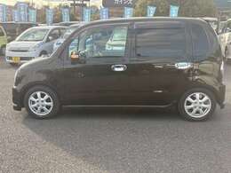 公的機関「（財）日本自動車査定協会」の基準を採用。日本オートオークション協議会「走行距離管理システム」で距離に不正が無いかもチェック済みです。