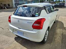 当店では、24時間ロードサービスも実施しております。緊急の際は0763-32-8630までご連絡ください。