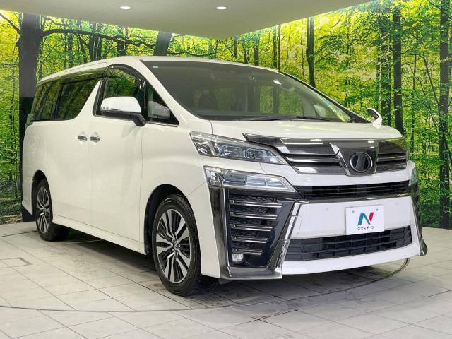 大好評のボディコーティング「弾スプラッシュコート」もご納車までに施工可能。通常のガラスコートと異なる、耐久年数6年の無機質ガラスコーティングが、ボディをキレイな状態に保ってくれます。