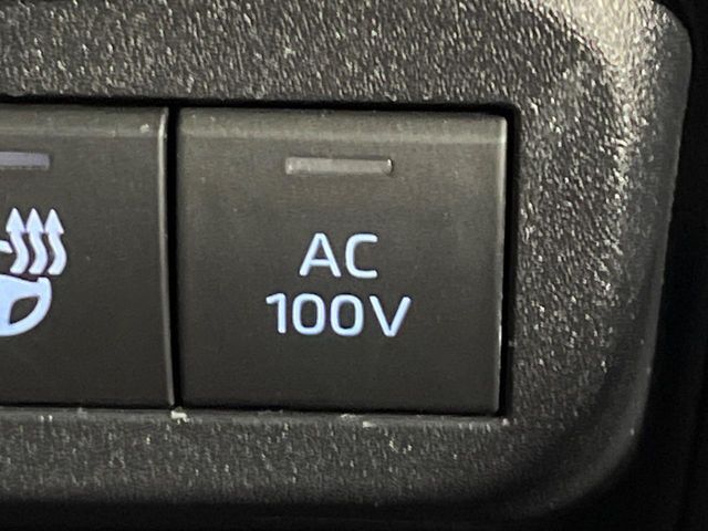 【1500Wアクセサリーコンセント】消費電力1500Wまでの家電が使えます。キャンプやスポーツ・アウトドアでのアクティビティはもちろん、災害・停電の際に大活躍♪