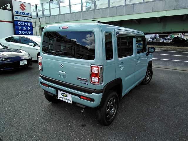 中国運輸局指定民間車検工場完備しております。ご購入後も安心してカーライフをお過ごし頂けるよう全力でサポートさせて頂きます。