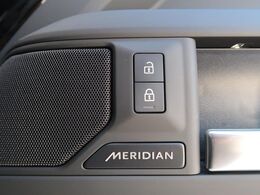 MERIDIANは英国のプレミアムオーディオブランドです。重低音から高音域までしっかりと再現でき、コンサートのような臨場感溢れる音響空間を実現します。どうぞ店頭にてご体感ください。