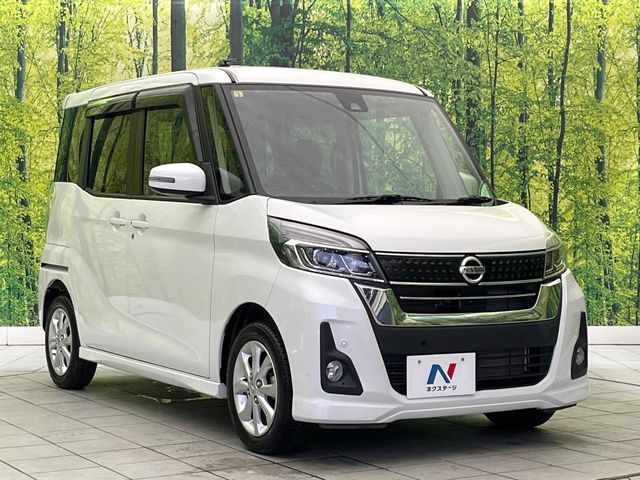 大好評のボディコーティング「弾スプラッシュコート」もご納車までに施工可能。通常のガラスコートと異なる、耐久年数6年の無機質ガラスコーティングが、ボディをキレイな状態に保ってくれます。