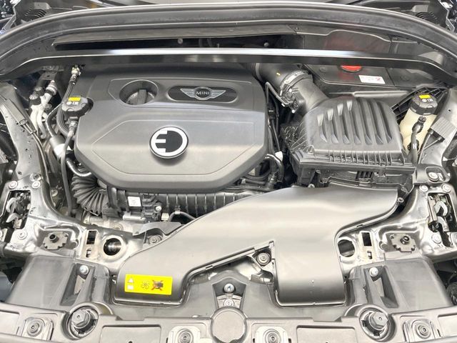 ●当店では、各メーカーの専用診断テスターを導入。国家資格を持つテクニカルスタッフも常駐しておりますので、万が一の際にも安心してご利用いただけます。