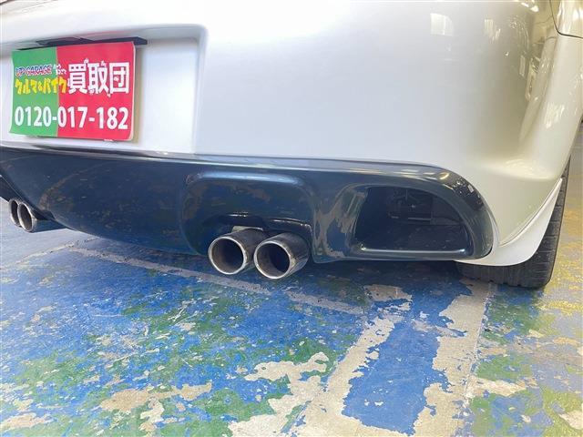 AUTOEXE4本出しマフラー