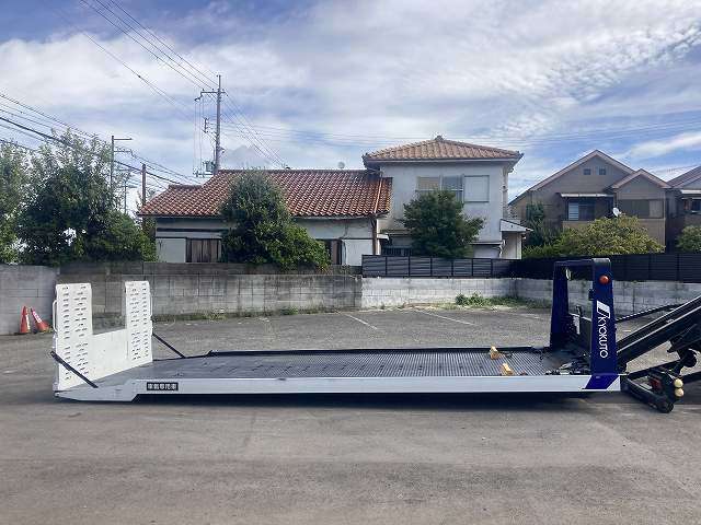 関西　大阪　和歌山　大阪南部　泉佐野　岸和田　堺　貝塚　和泉　日野　いすゞ　三菱　トラック　ダンプ　クレーン　アルミバン　パワーゲート　積載車