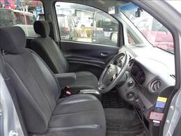 実質年率2.5％低金利オートローンご利用いただけます。他社金利とご比較ください。ローンご希望の方もお気軽にお問い合わせください。