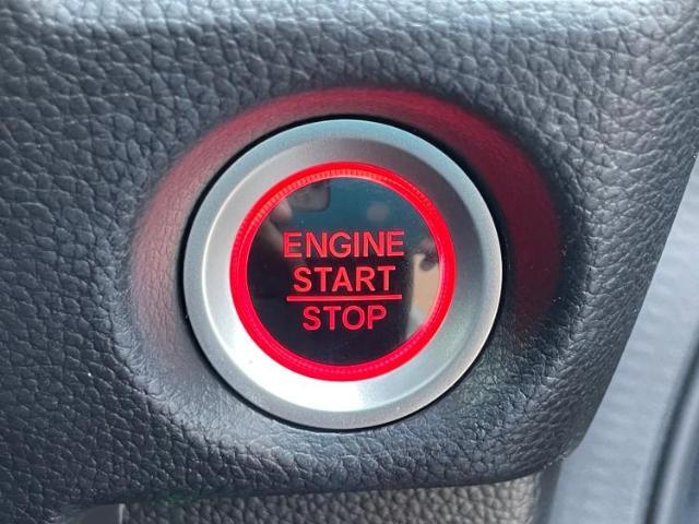 こちらのお車はいかがでしょうか？少しでも気になっていただけましたら是非お問い合わせください！さらにお車の詳細をお送りいたします！