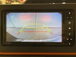 【バックカメラ】で駐車時に後方確認もできますので、大きな車の運転で不安な方も安心してお乗りいただけます！