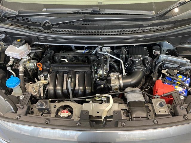 親切・丁寧な専門メカニックスタッフが応対！・車検・点検整備・事故等の修理などアフターサービスも安心。お車のカスタマイズもネクステージのサービススタッフまでご相談ください！