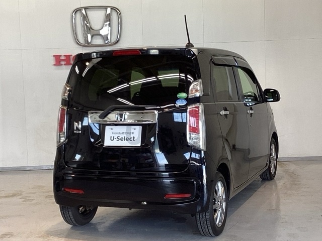 【Honda認定中古車 U-Select】　は3つの安心をお約束します。　1　Hondaのプロが整備した安心。 2　第三者機関がチェックした安心。　3　購入後もHondaが保証する安心。