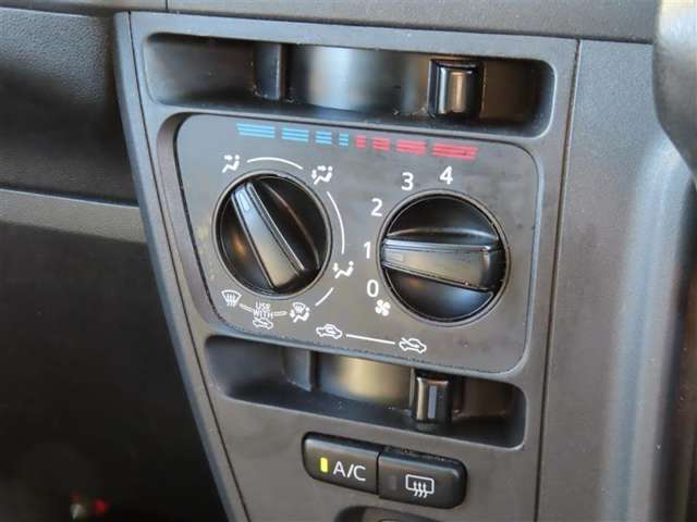 ダイヤル・スライド式のマニュアルエアコン！
