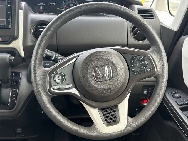 ★ディーラーオプション等取付できます。是非一度お問合せ下さい。ドレスアップやお客様にとってより良いアドバイスをします。