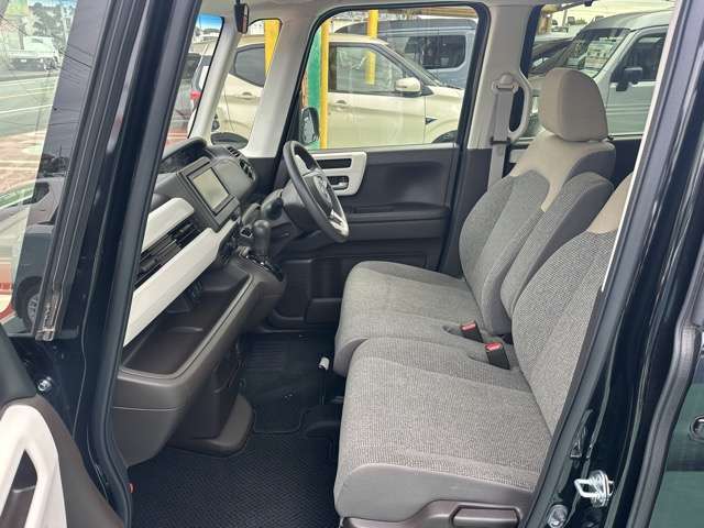 ★遠方の方は、お電話やLINEでのご相談も可能です！またインターネットを使用したライブ商談も可能です！是非お気軽にご相談下さい！