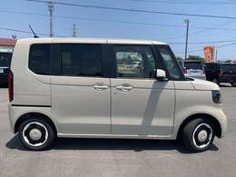 人気モデルが入庫致しました！お車の状態はモチロン、保証やサービス、アフターサービスまでお任せください！当店では保証やサービス等を含んだ総額で、お客様がお買い求め易いプライスを目指しております！