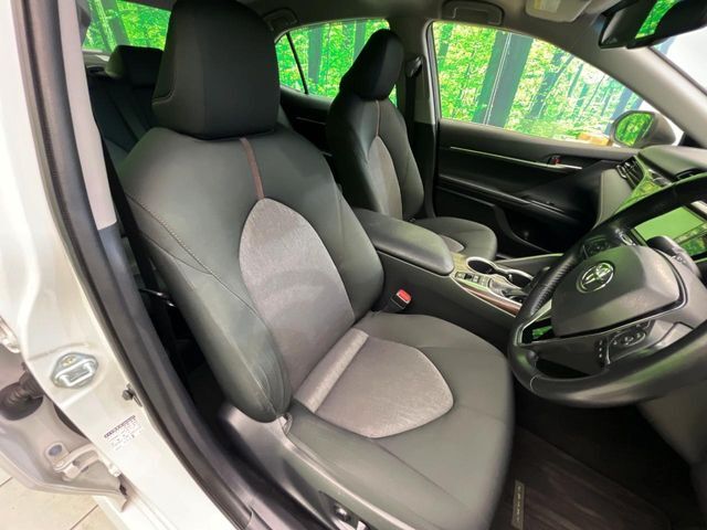【問合せ：0776-53-4907】運転席シート廻りは使用感も少なく、良好な状態となっています。前オーナー様が丁寧に使っていたことがよくわかりますね。