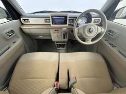 【インパネ全体】『インパネ全体』の画像になります。写真の内容に関してご不明点、ご質問等がございましたらお気軽にガリバー店舗までお問い合わせください。