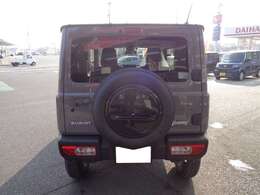 “クルマと笑顔が買えるトコロ・・・”そんな中古車展示場です！ぜひお越しください！