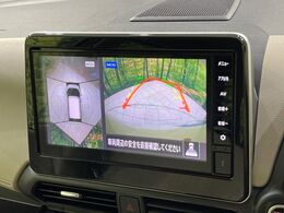 【アラウンドビューモニター】専用のカメラにより、上から見下ろしたような視点で360度クルマの周囲を確認することができます☆死角部分も確認しやすく、狭い場所での切り返しや駐車もスムーズに行えます。
