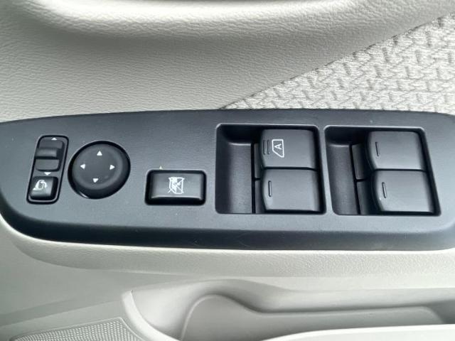 国産車から輸入車まで多様なお客様のニーズのお応えできるように、全国規模で豊富な在庫展開！車のことならWECARSへ！