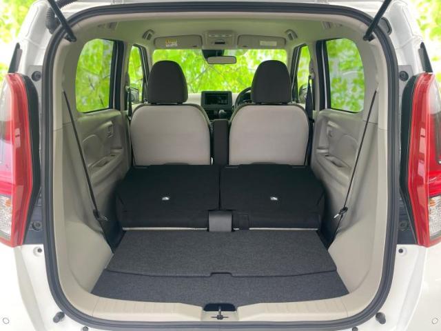 WECARS（ウィーカーズ）は全国250店舗展開！お客様が安心してカーライフをお楽しみいただけるよう社員一同心を込めてサポートいたします。