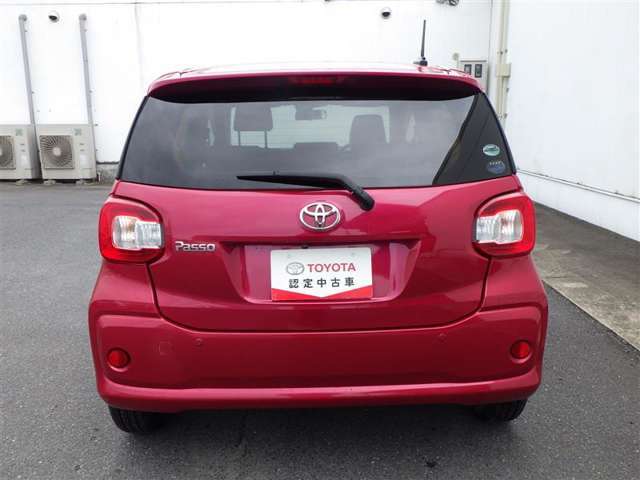 トヨタ認定中古車保証付！（1年間、距離無制限　HV車はHV保証付）　別途延長保証もご用意しております♪　ぜひ現車を確認にご来店ください