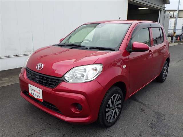 トヨタ認定中古車保証付！（1年間、距離無制限　HV車はHV保証付）　別途延長保証もご用意しております♪　ぜひ現車を確認にご来店ください