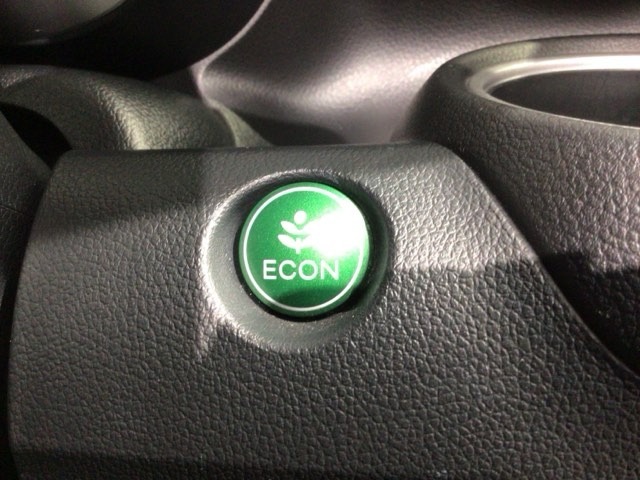 エコモードスイッチで省エネ運転も出来ます。