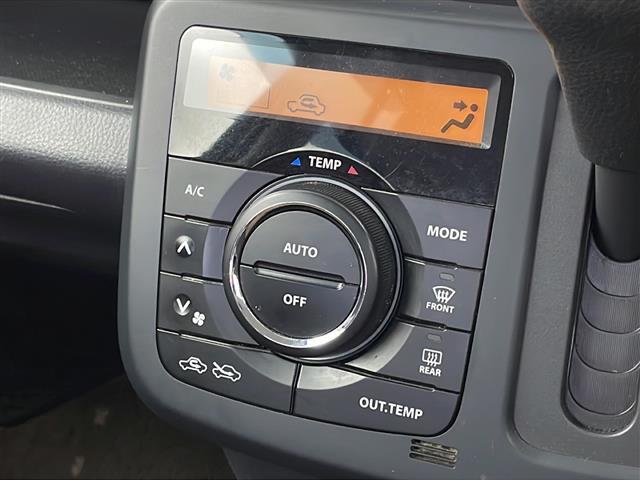 【運転席操作部】快適なドライブを楽しむための機能が装備されています！運転席から触れるので、使いやすいです！除菌プランいれていただくと、さらに清潔で安心していただけます！