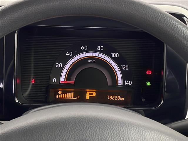 【スピードメーター】メーターがシンプルで見やすく運転しやすいですね！