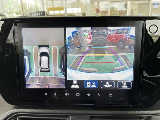 全方位カメラ装備♪車を真上から見下ろしたような状態で確認でき、駐車時に役立ちます☆