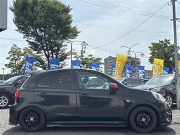 100台の大型展示場！展示場にないお車も全国よりお探しいたします！