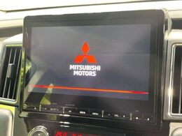 【純正10型ナビ】人気の純正ナビを装備。オーディオ機能も充実しており、Bluetooth接続すればお持ちのスマホやMP3プレイヤーの音楽を再生可能！毎日の運転がさらに楽しくなります！！