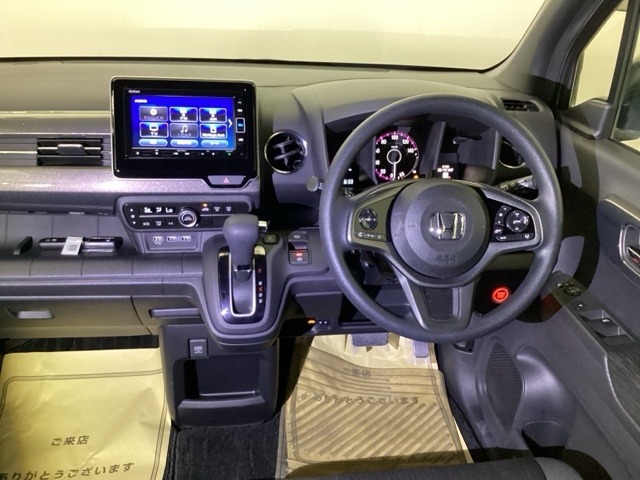 機能的なコックピット。快適な運転を楽しめますよ。