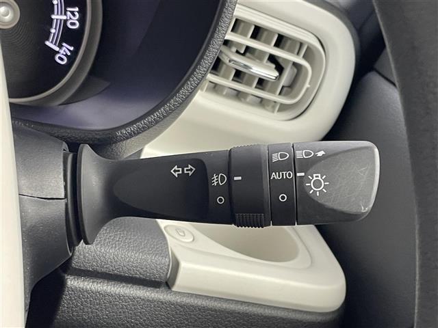 【ランプスイッチ】自動または手動でヘッドランプなどを点灯・消灯できます！