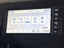 【純正ナビ】人気の純正ナビを装備しております。ナビの使いやすさはもちろん、オーディオ機能も充実！キャンプや旅行はもちろん、通勤や買い物など普段のドライブも楽しくなるはず♪