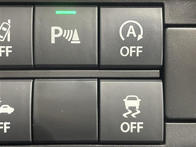 【運転席操作部】快適なドライブを楽しむための機能が装備されています！運転席から触れるので、使いやすいです！除菌プランいれていただくと、さらに清潔で安心していただけます！