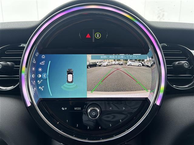 ◆バックカメラがあると駐車場にスムーズに駐車できますね♪車には必需品のオプション☆